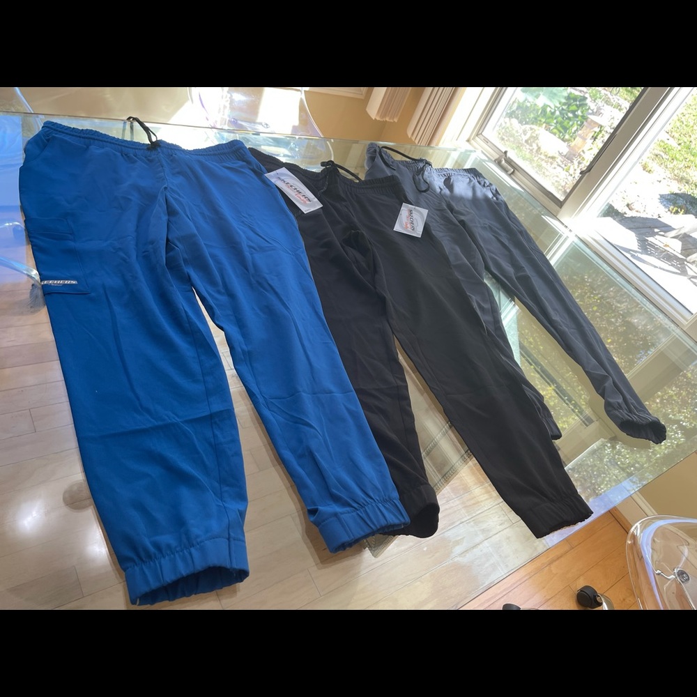 Sketchers Womens 3 Pkt Scrub Pants Size M Petite.
